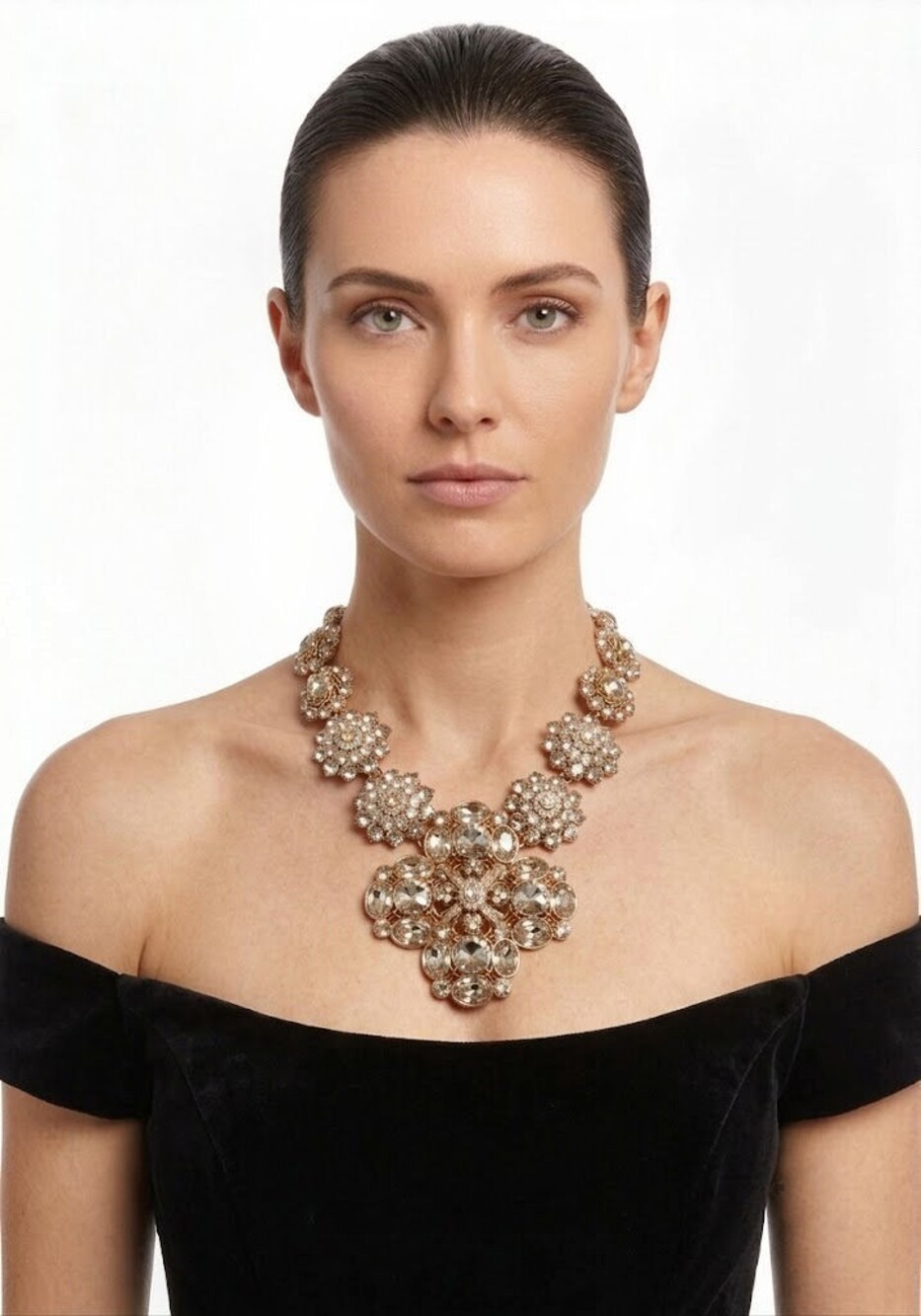 Oscar de la Renta Swarovski Crystal Jeweled Gold Collar Statement Necklace
